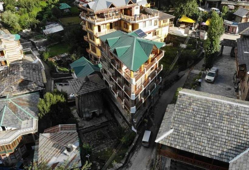 Robinhood Travel Hostel