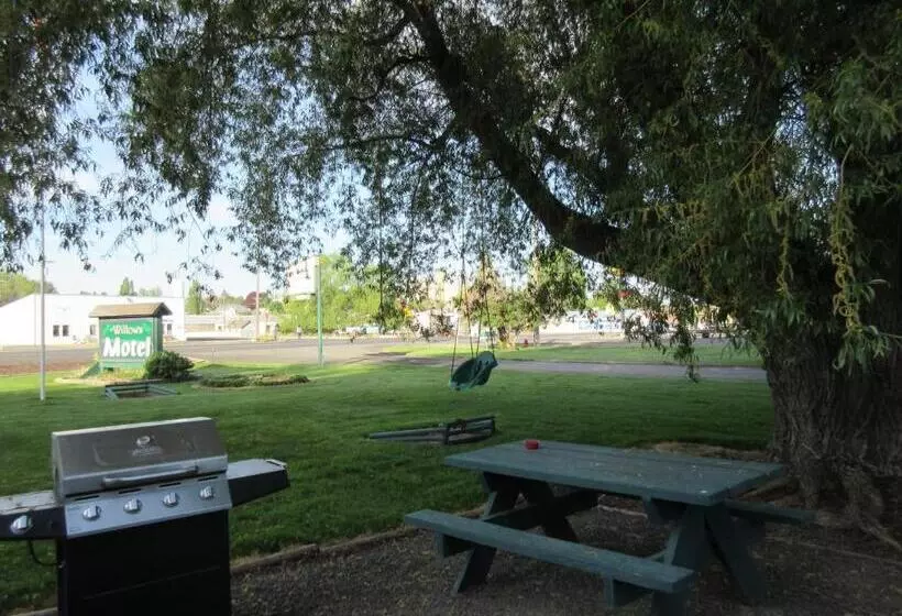 The Willows Motel