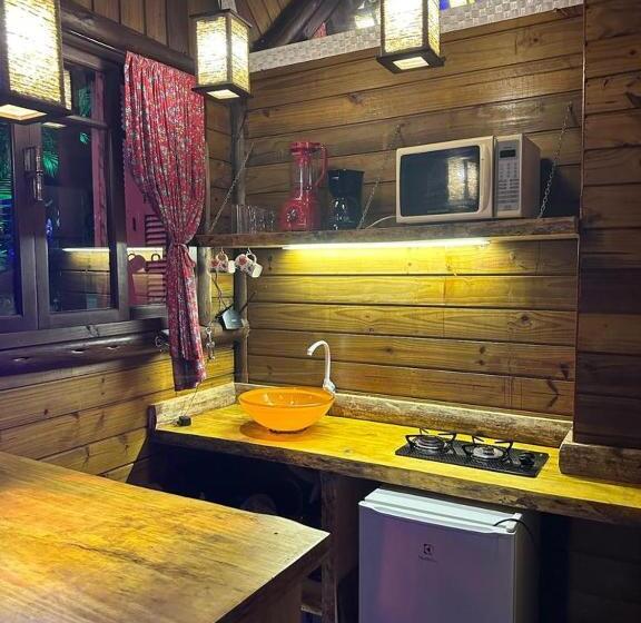 هاستل Bangalô House Praia Do Rosa Sc