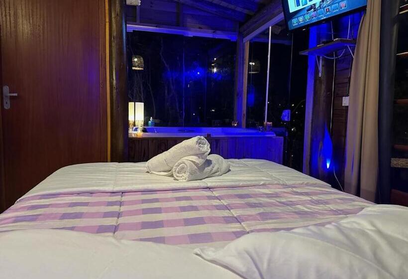 هاستل Bangalô House Praia Do Rosa Sc