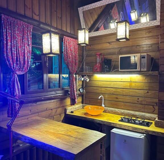 هاستل Bangalô House Praia Do Rosa Sc