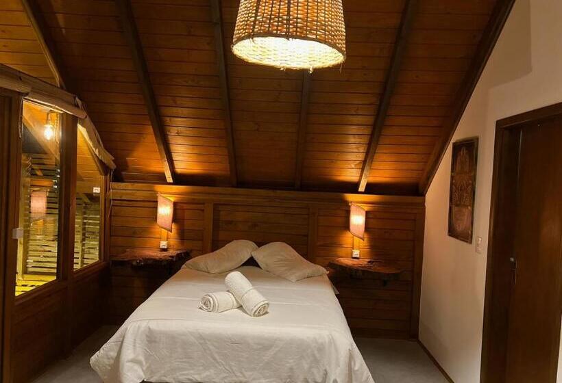 هاستل Bangalô House Praia Do Rosa Sc