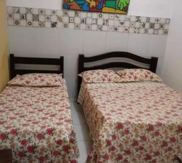 Retkeilymaja Pousada Em Fazenda Nova Dona Rosy