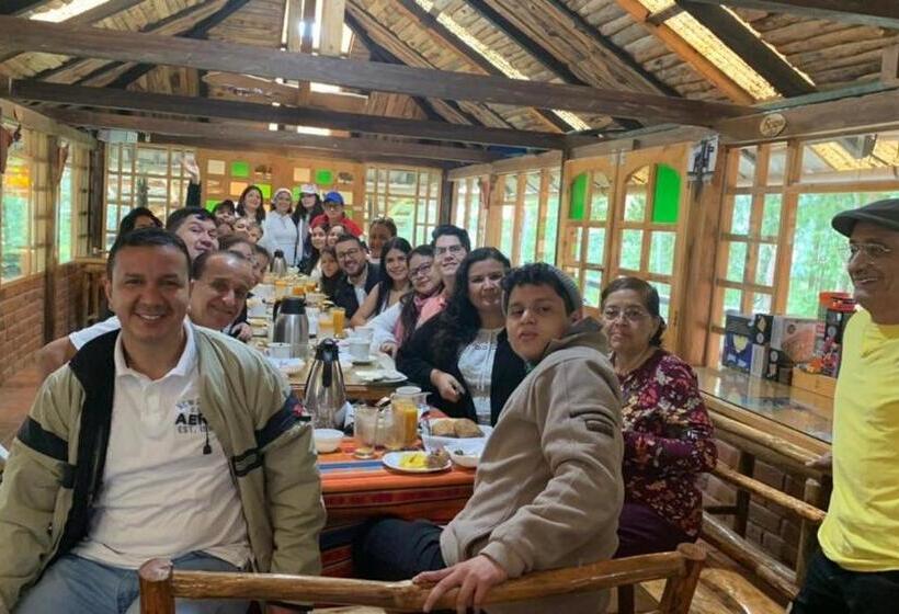 تختخواب و صبحانه Centro Ecoturístico Alpinar