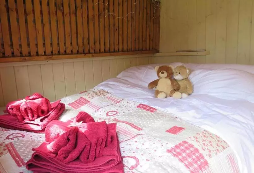 تختخواب و صبحانه Fernwood