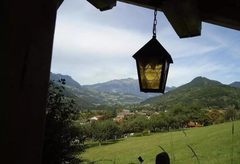 Aamiaismajoitus (B&B) L Eterlou Chambres D Hote