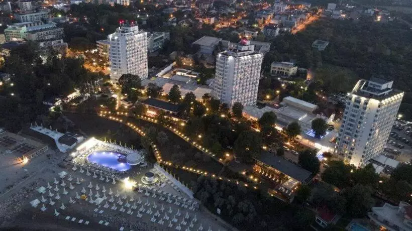 Complex Hotelier Steaua De Mare   Hotel Delfinul