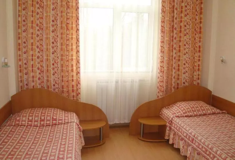 Hotelli балнеохотел люляци