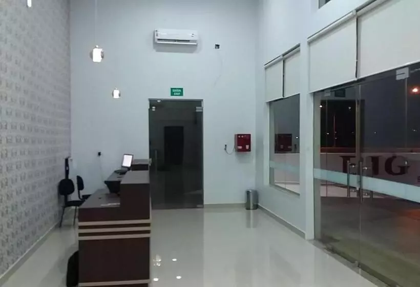 ホテル Big