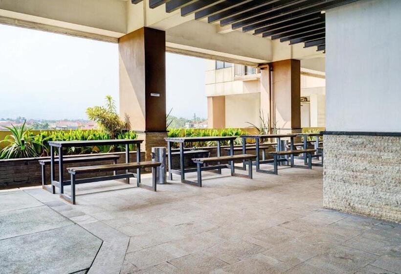 هتل Oyo Life 93310 Apartemen Tamansari Panoramic By Santuy 2