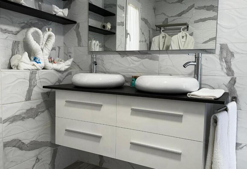 هتل Paradise Resort   Fkk Swinger & Nudist Couples Only