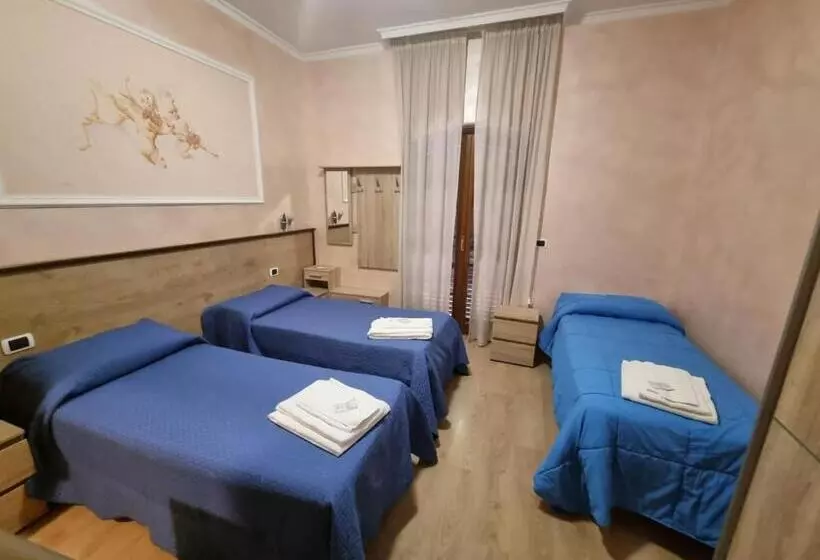 ホテル Ristorante Da Valerio