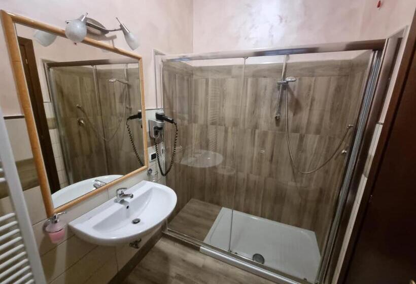 Отель Ristorante Da Valerio