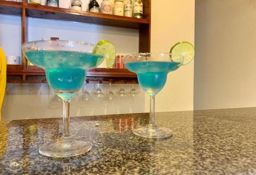 בית מלון כפרי The One By Nika