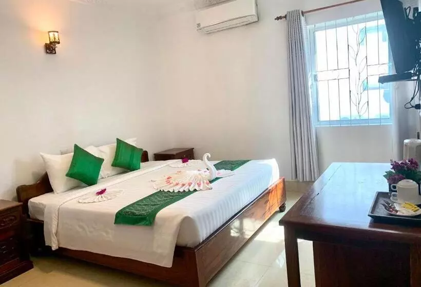 Hotelli The One By Nika