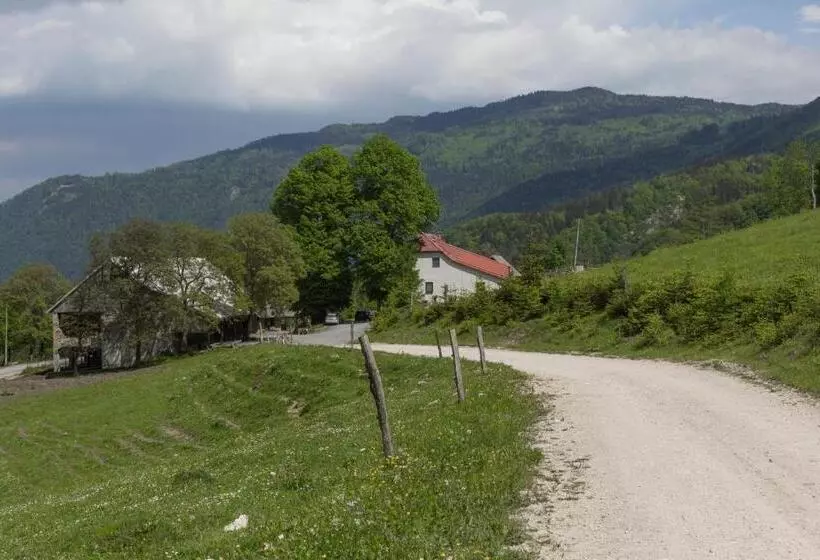هتل Turistična Kmetija Toman