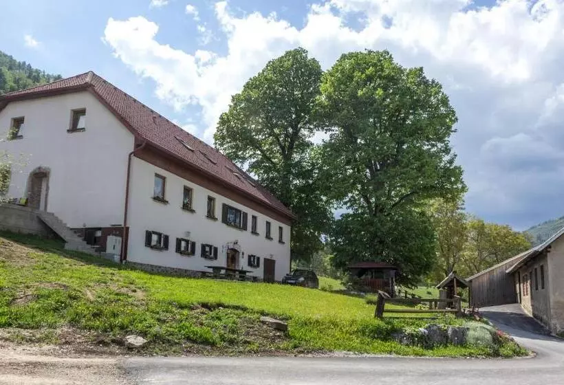 هتل Turistična Kmetija Toman