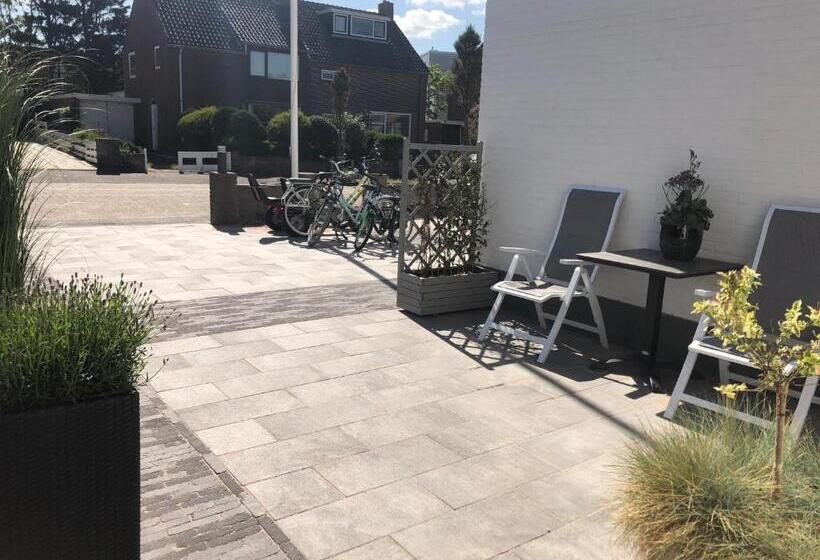 پانسیون Beach Break Zandvoort