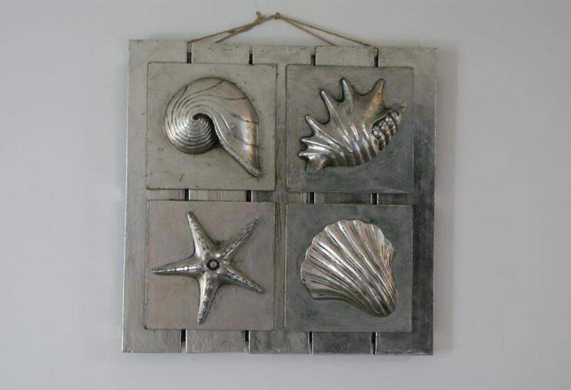 پانسیون Beach Break Zandvoort