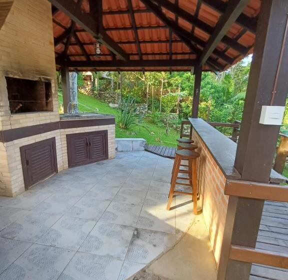 پانسیون Suite Com Vista Panorâmica