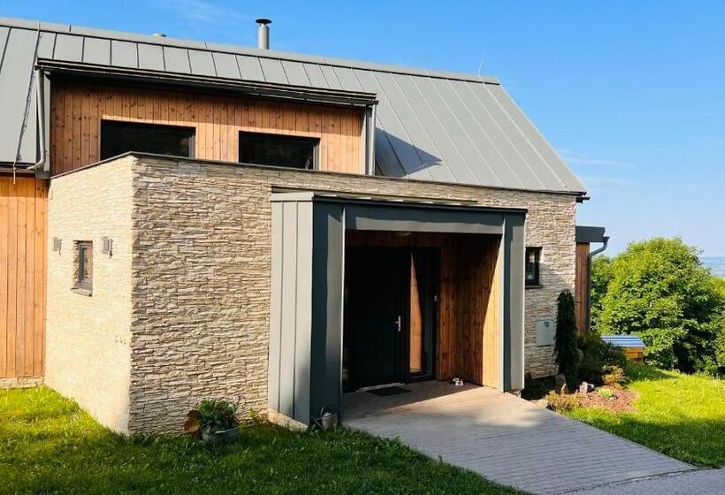 Majatalo Four Seasons In Benecko