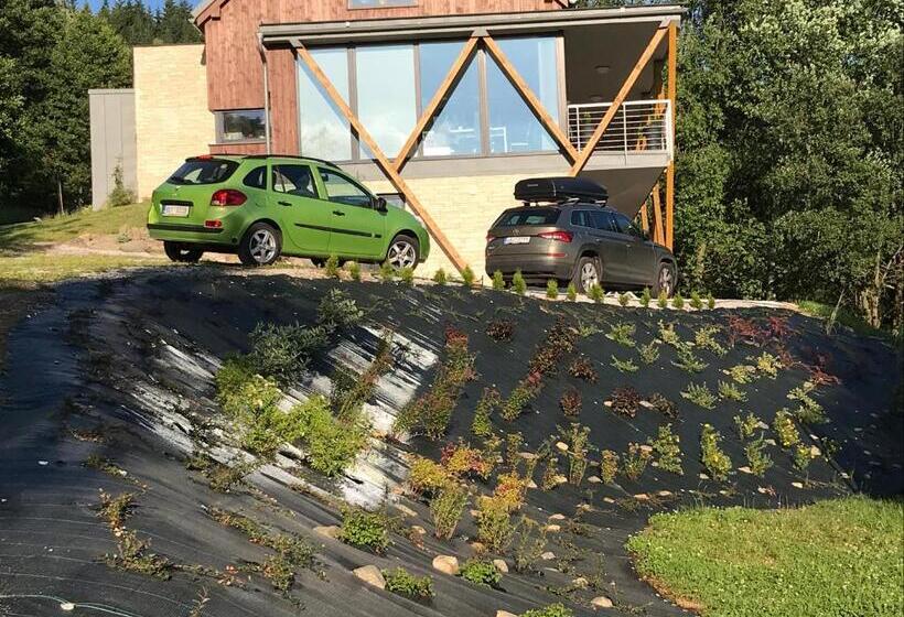 Majatalo Four Seasons In Benecko