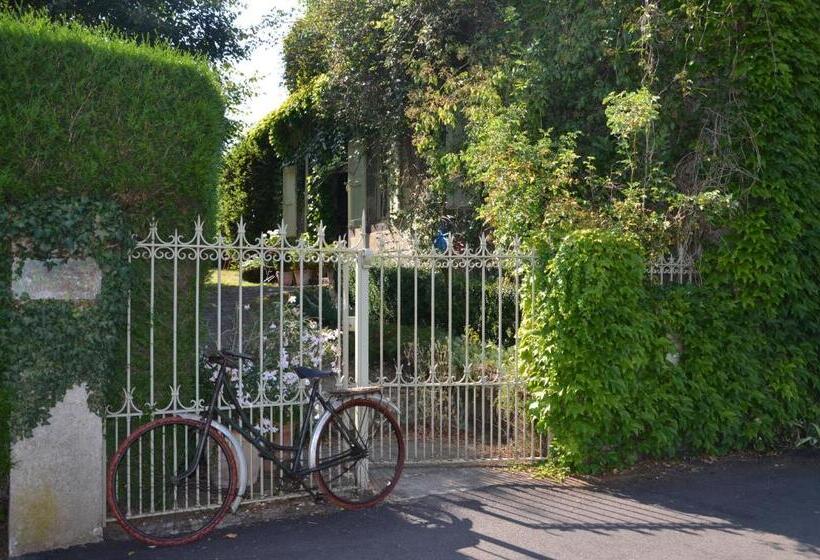 פנסיון La Fournio