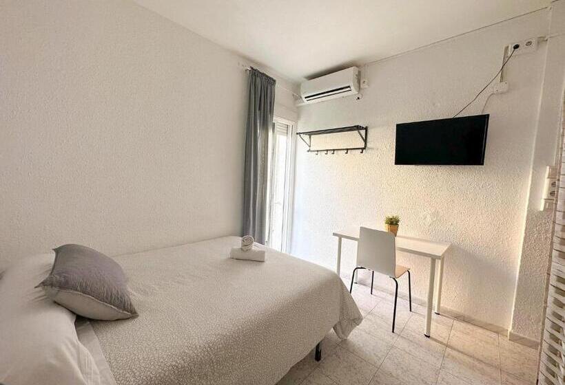 פנסיון Müde Hostel