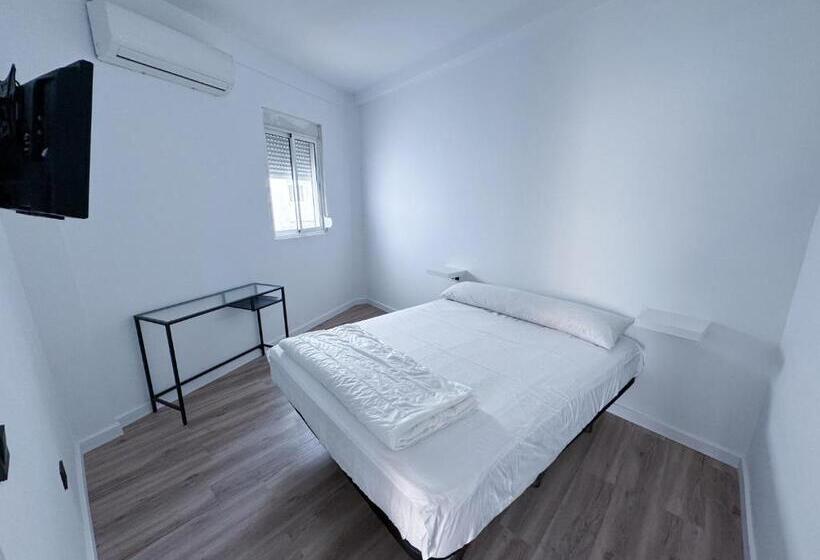 פנסיון Müde Hostel