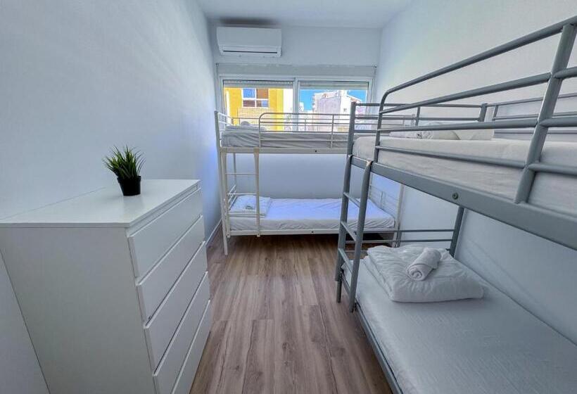 פנסיון Müde Hostel