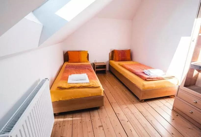 Majatalo Pelikan Purkarec