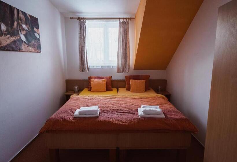 פנסיון Pelikan Purkarec