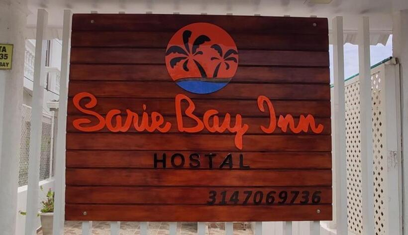 Pension Sarie Bay Inn