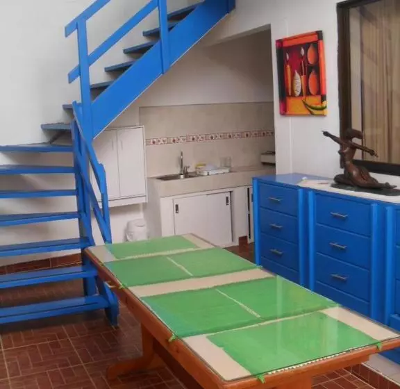 Majatalo Sarie Bay Inn