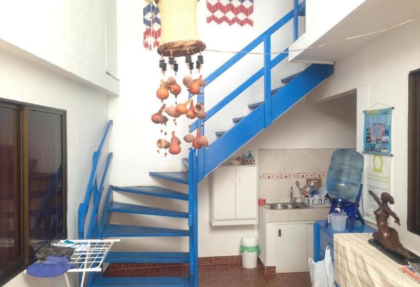 Pension Sarie Bay Inn