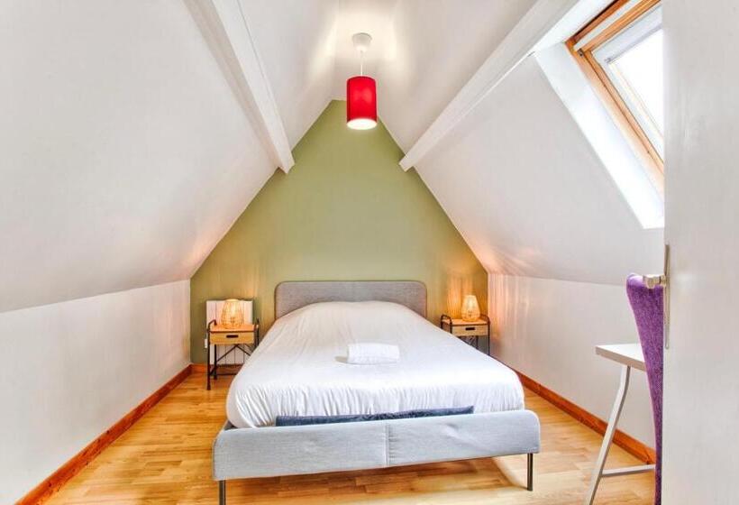 פנסיון The Castle House