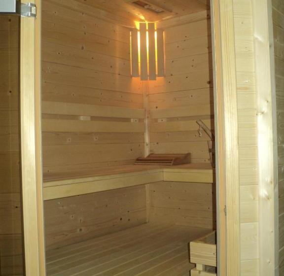 پانسیون Turistična Kmetija Zgornji Zavratnik