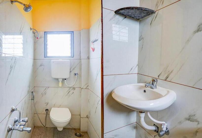 Spot On Hotel Shree Samarth Lodging