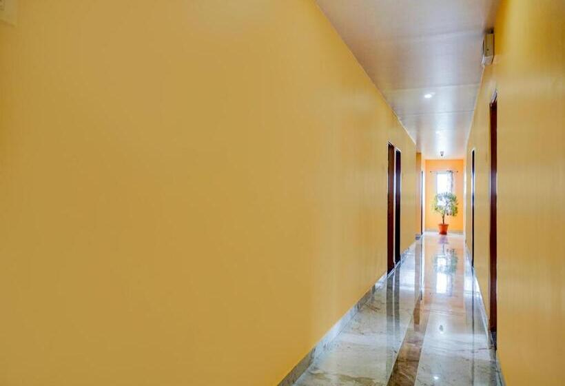 Spot On Hotel Shree Samarth Lodging