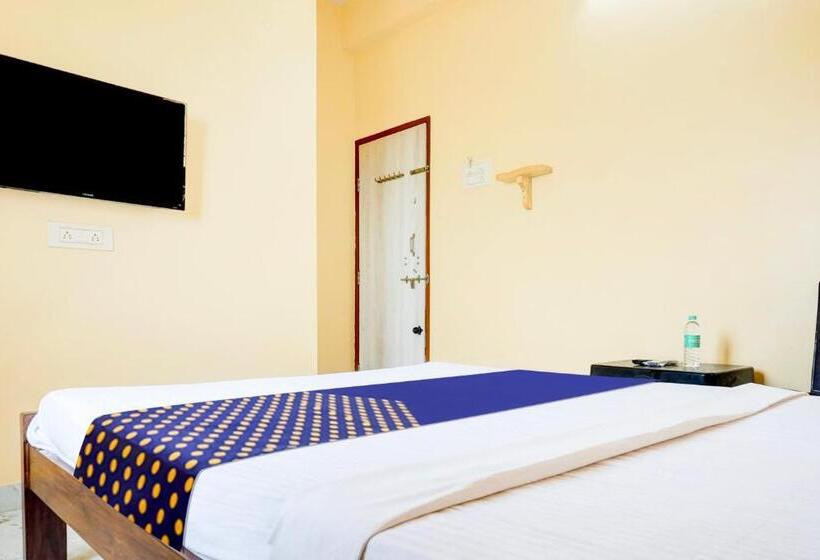 Spot On Hotel Shree Samarth Lodging