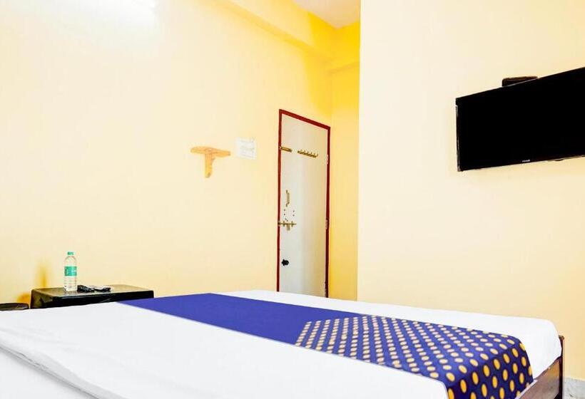 Spot On Hotel Shree Samarth Lodging