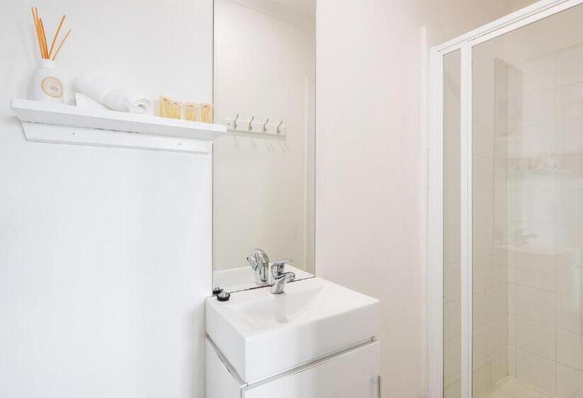 הוסטל Ananda 2 Room With A Sea View