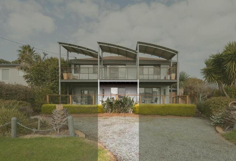 הוסטל Ananda 2 Room With A Sea View