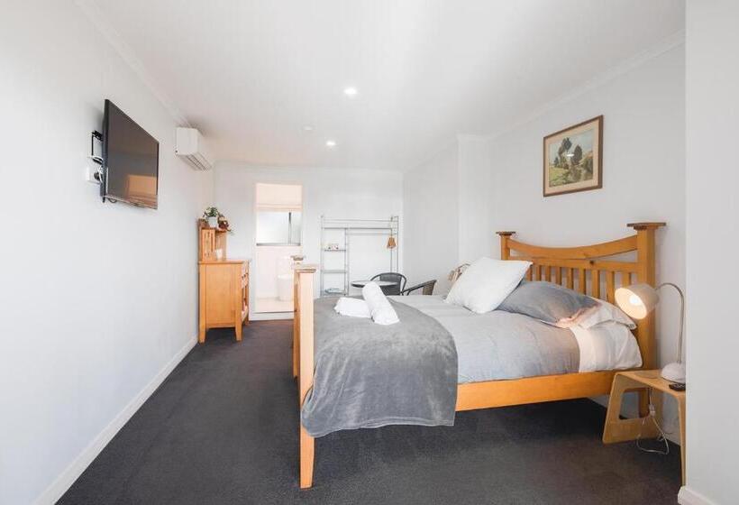 הוסטל Ananda 3   Bliss By The Sea