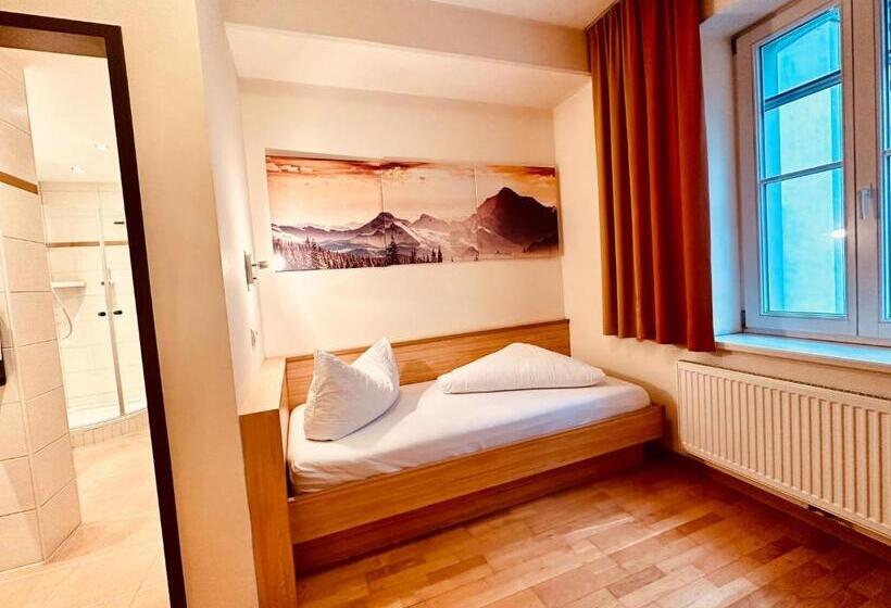 Общежитие Tirolerhof Dölsach