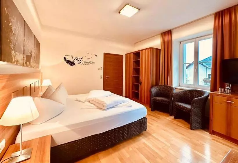 ユースホステル Tirolerhof Dölsach