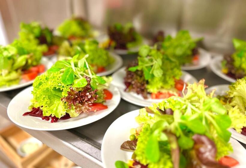 Общежитие Tirolerhof Dölsach