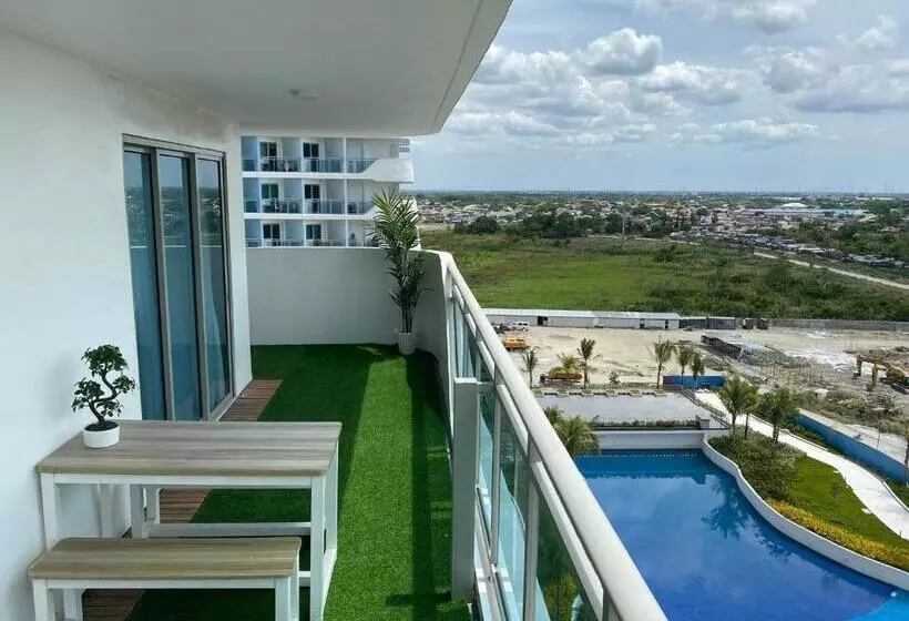 Azure North   Executive Suite