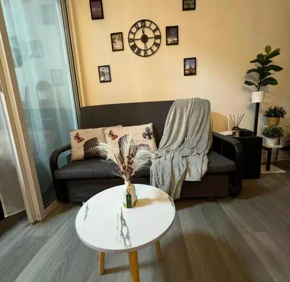 Happy Staycation In Azure Urban Resort Spacious Family Room Near Sm Bicutan And Manila Airport