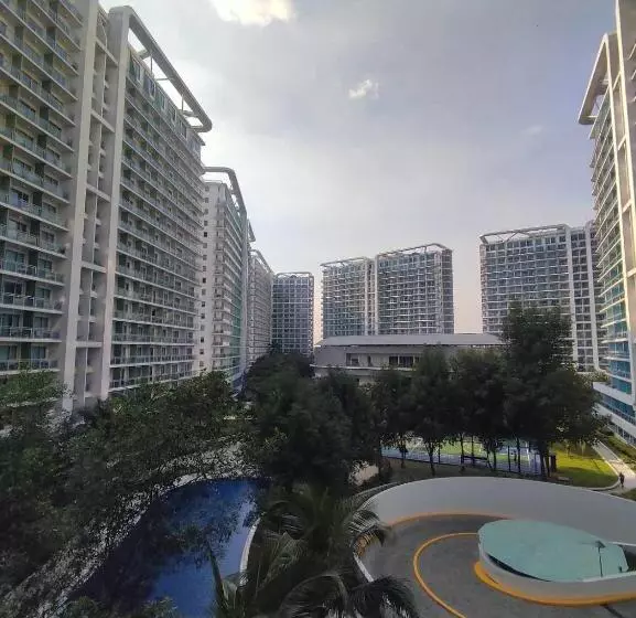 Happy Staycation In Azure Urban Resort Spacious Family Room Near Sm Bicutan And Manila Airport